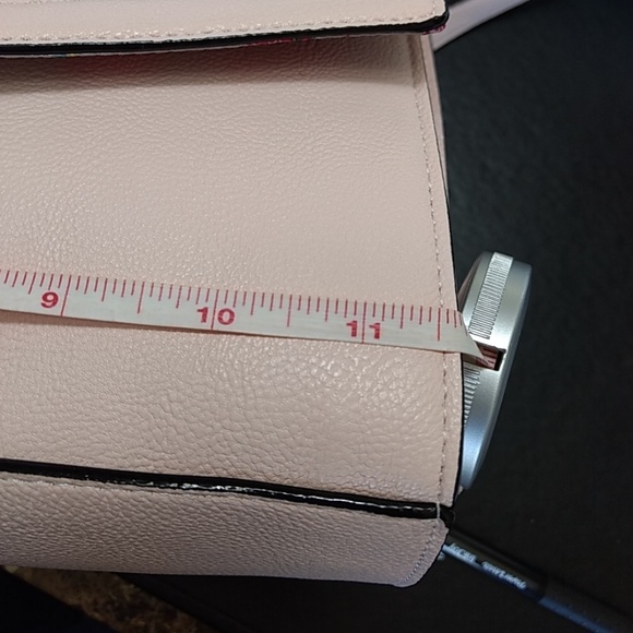 *** Betsey Johnson pink briefcase bag - Picture 5 of 8